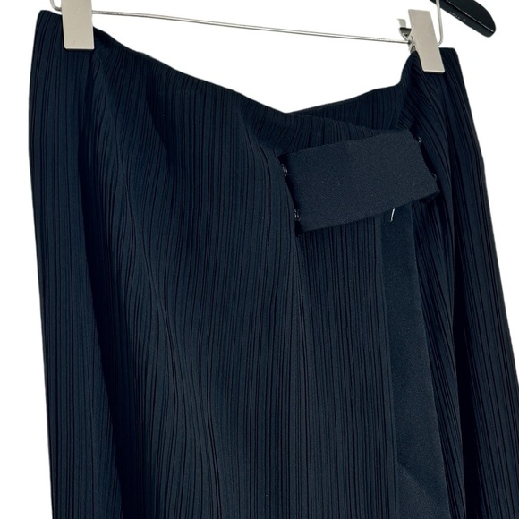 NWT Iceberg Plisse Black Maxi Skirt size L - Picture 3 of 13